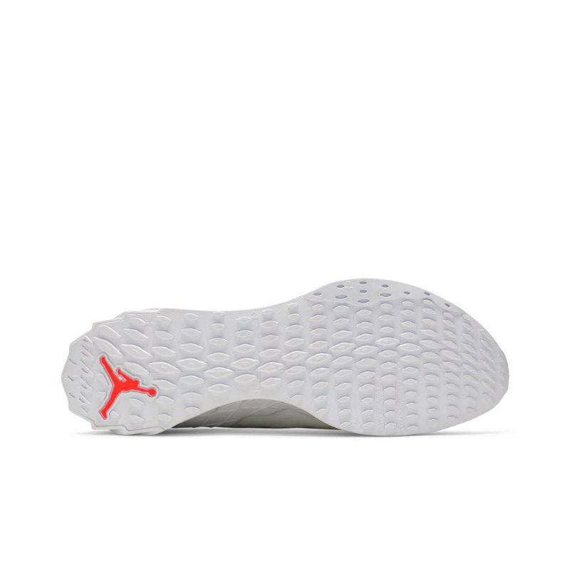 Ανδρικά Παπούτσια Air Jordan Zoom Trunner Ultimate Άσπρο Κόκκινος