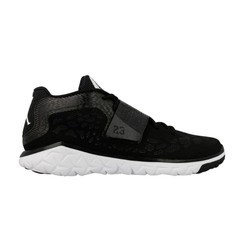 Ανδρικά Παπούτσια Air Jordan Flight Flex Trainer 2 Λευκά Μαύρα