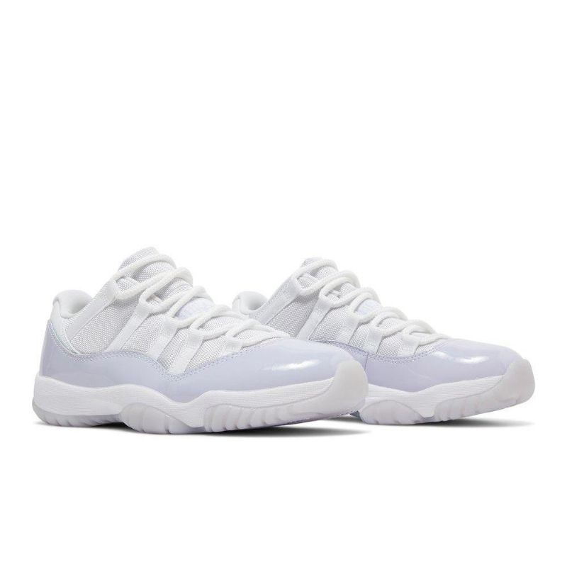 Γυναικεία Παπούτσια Air Jordan 11 Retro Low Άσπρο Μωβ