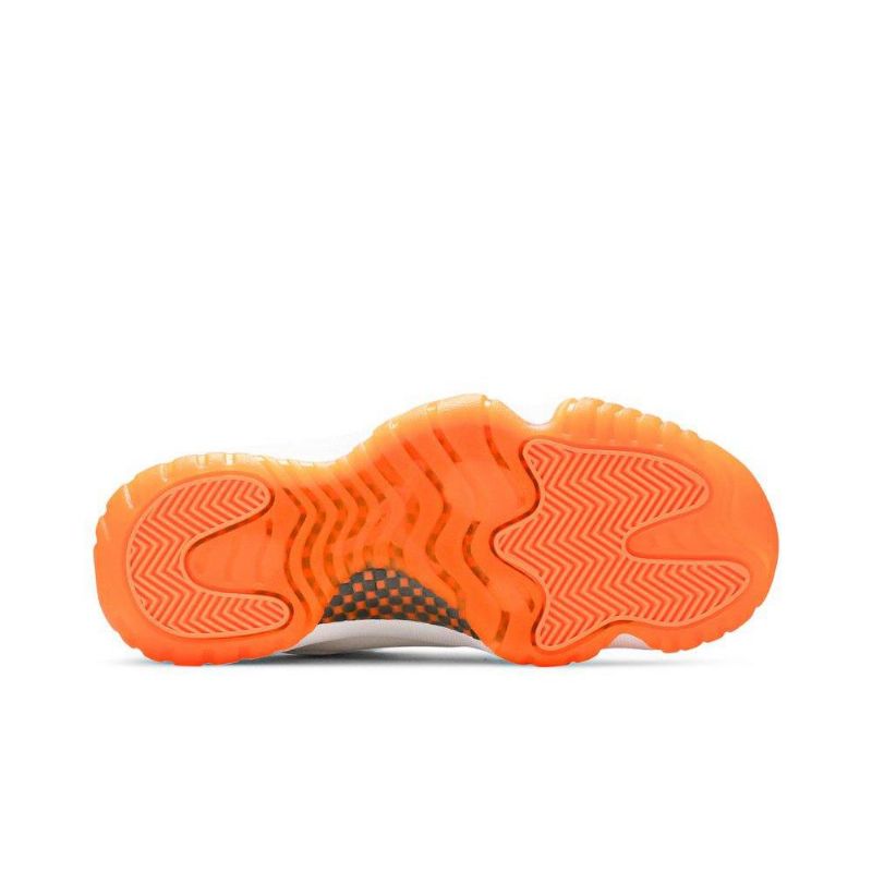 Γυναικεία Παπούτσια Air Jordan 11 Retro Low Άσπρο Πορτοκάλι