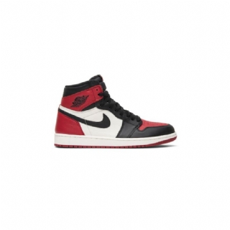 Ανδρικά Παπούτσια Air Jordan 1 Retro High Και Κόκκινος Άσπρο Μαύρος