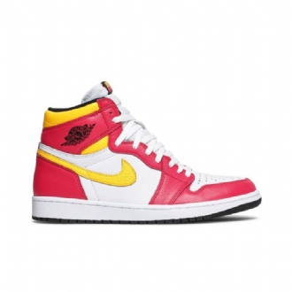 Ανδρικά Παπούτσια Air Jordan 1 Retro Ψηλά Και Κόκκινα Λευκά Κίτρινα Μαύρα
