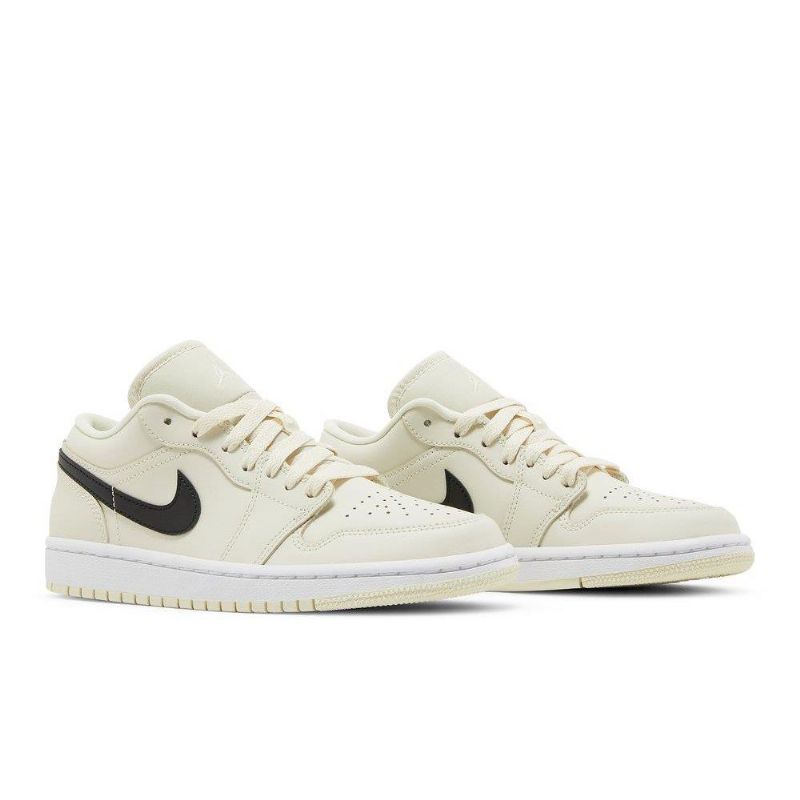 Γυναικεία Παπούτσια Air Jordan 1 Low Μπεζ Μαύρα