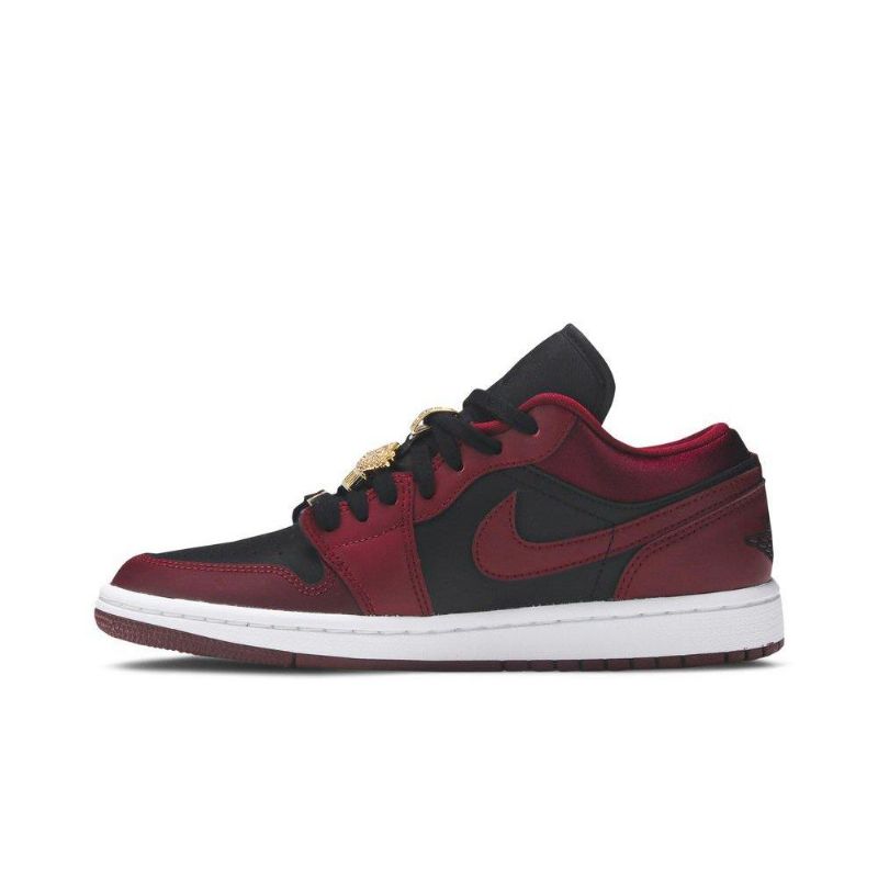 Γυναικεία Παπούτσια Air Jordan 1 Low Se Bordeaux Μαύρος Άσπρο