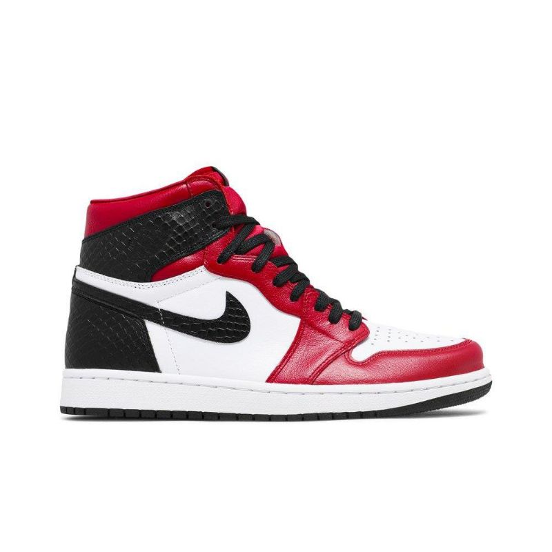 Γυναικεία Παπούτσια Air Jordan 1 Retro High Και Κόκκινος Άσπρο Μαύρος