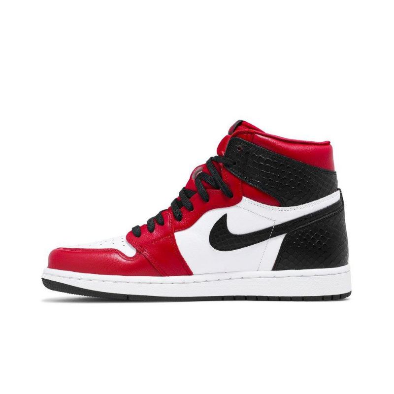 Γυναικεία Παπούτσια Air Jordan 1 Retro High Και Κόκκινος Άσπρο Μαύρος
