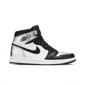 Γυναικεία Παπούτσια Air Jordan 1 Retro High Και Μαύρος Ασήμι