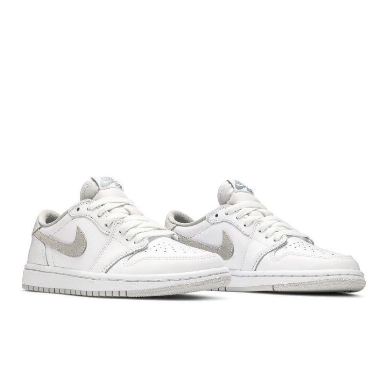 Γυναικεία Παπούτσια Air Jordan 1 Retro Χαμηλά Και Λευκά Γκρι