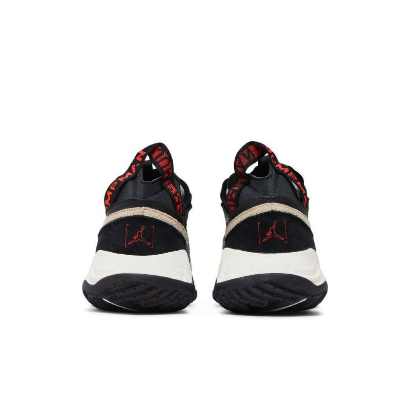 Ανδρικά Παπούτσια Air Jordan Delta Breathe Μαύρο Γκρι Μπεζ Κόκκινο